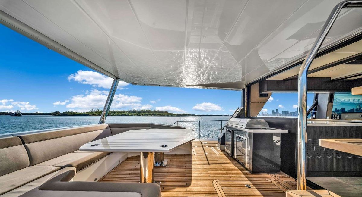 OPTIMUS PRIME yacht charter 4