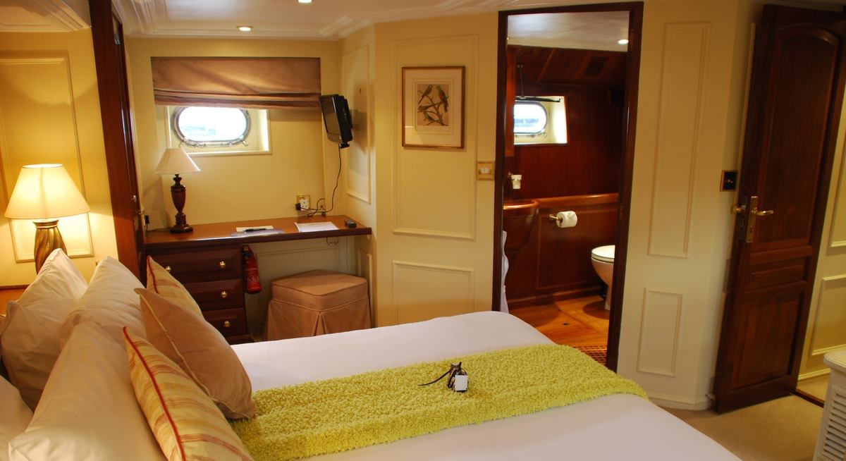 OSPREY yacht charter 2