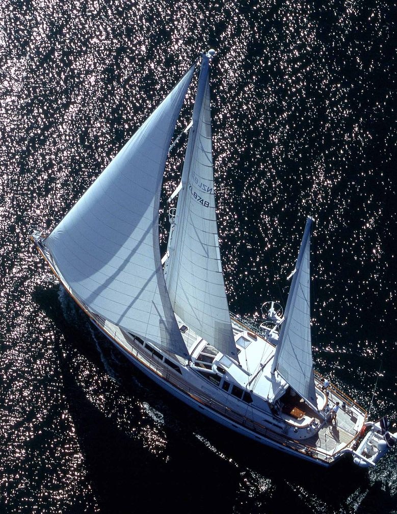 PACIFIC EAGLE yacht charter 4