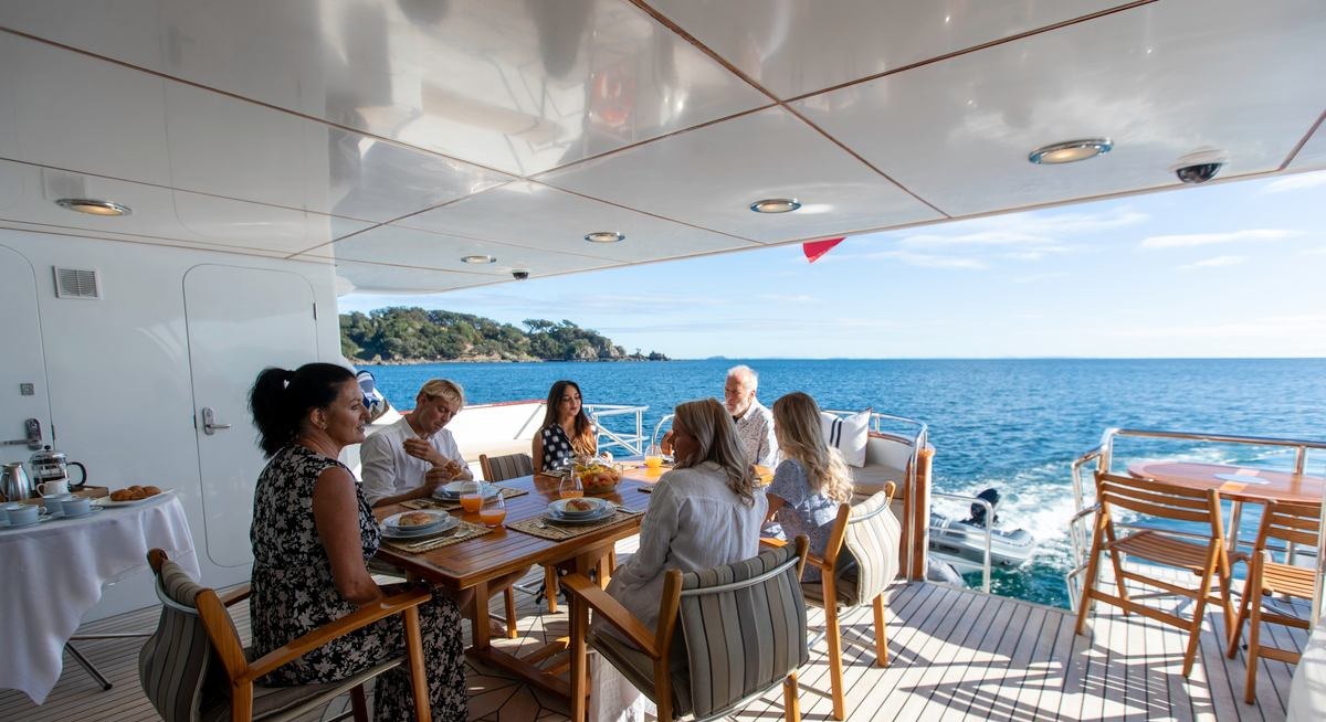 PACIFIC MERMAID yacht charter 2