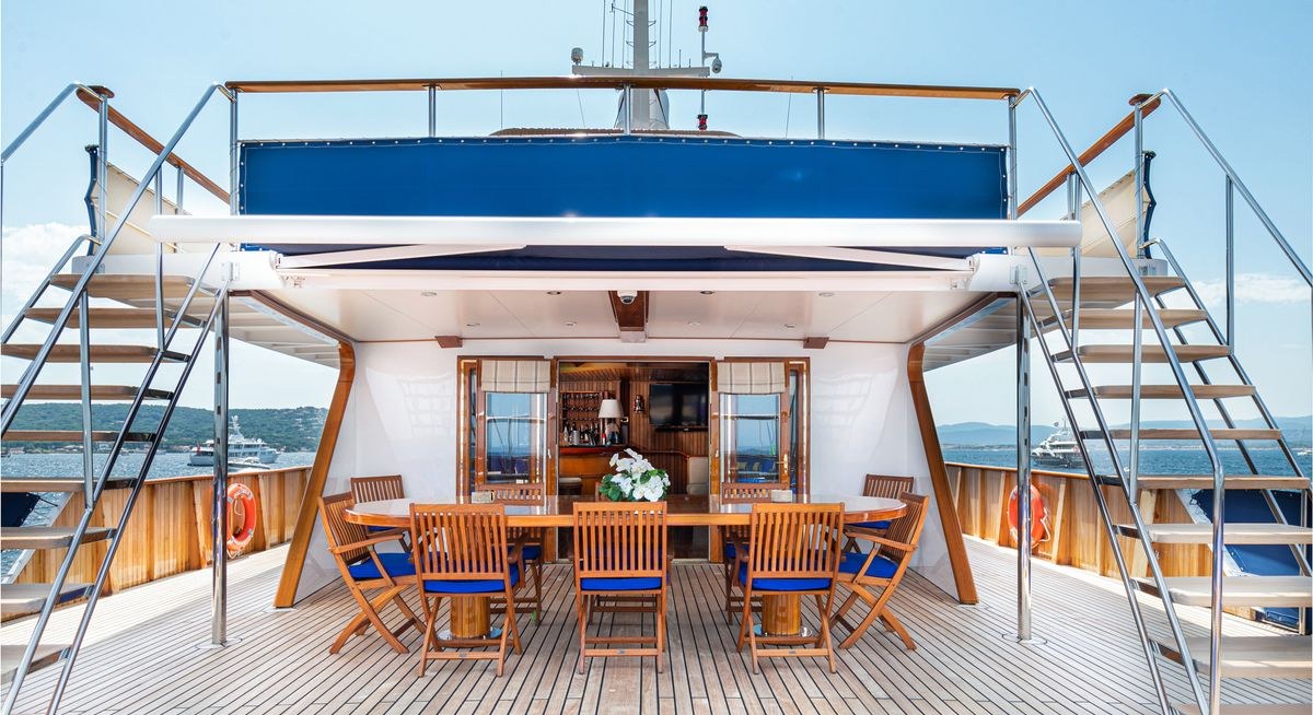 PALOMA yacht charter 4