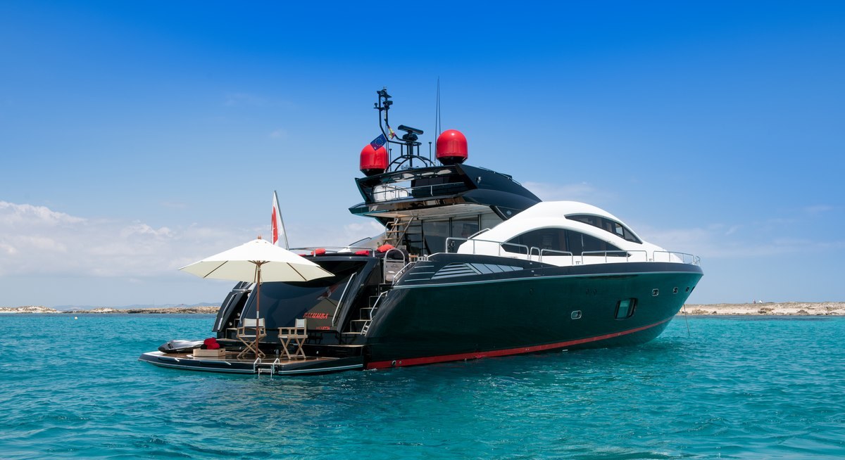 PALUMBA yacht charter 5