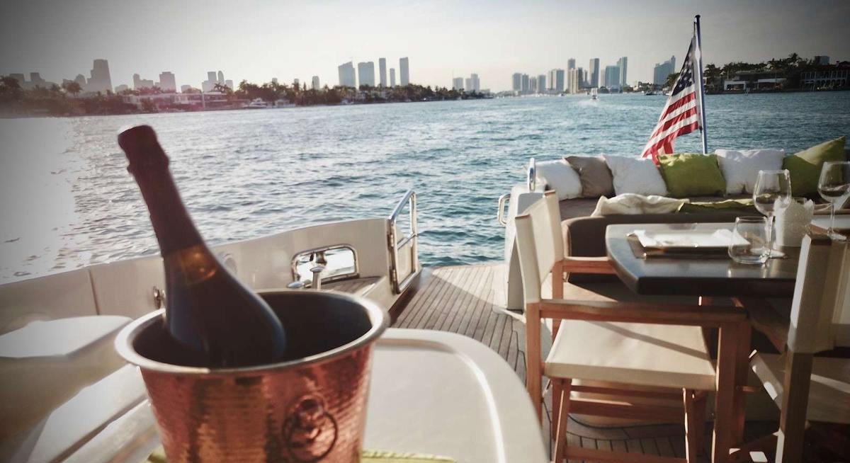 PANTHERA yacht charter 3