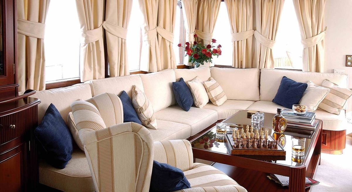PAREA yacht charter 5