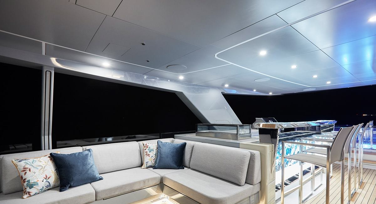 PAZIENZA yacht charter 2