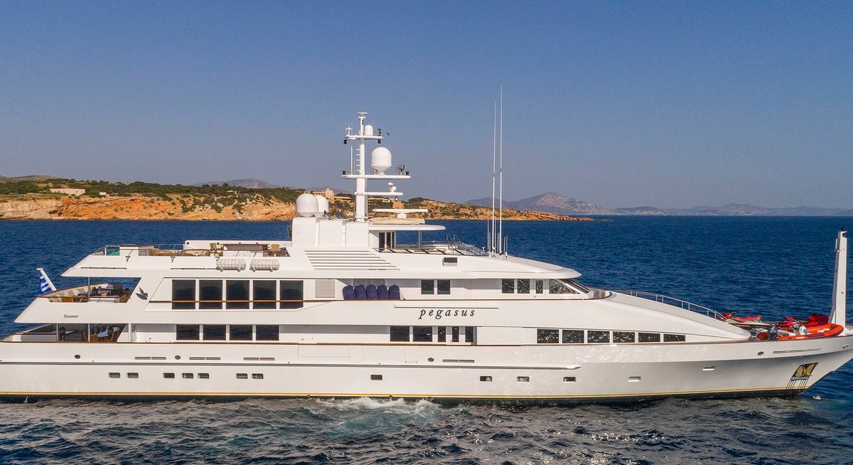 PEGASUS yacht charter 1