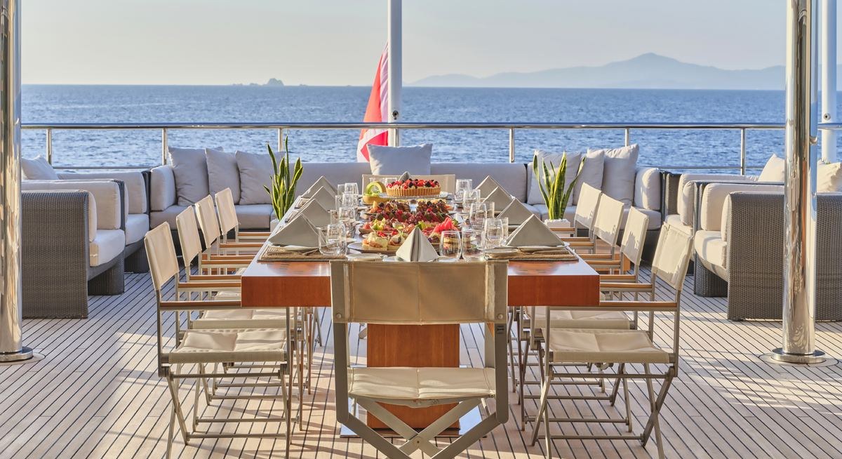 PERSEFONI I yacht charter 4