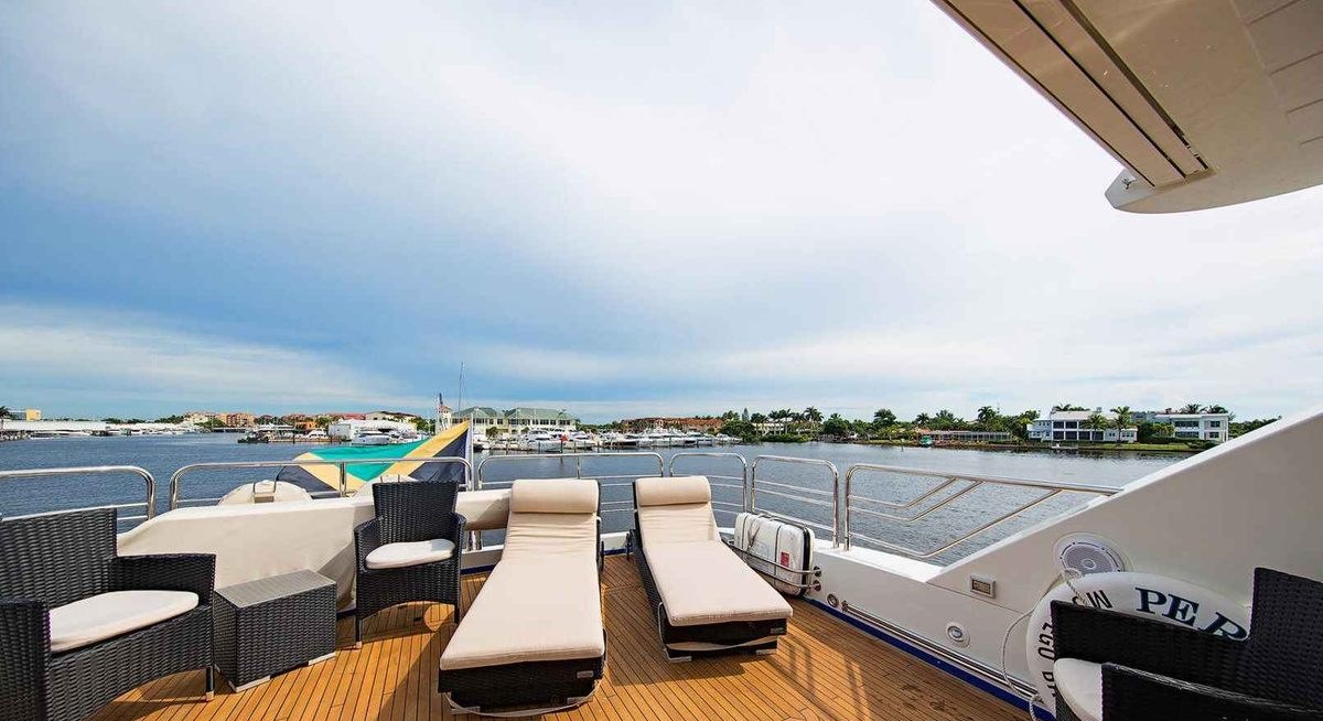 PERSEVERANCE II yacht charter 2