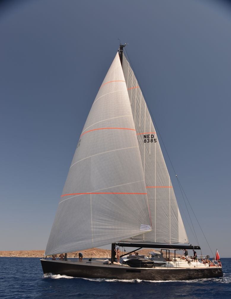 PH3 yacht charter 2