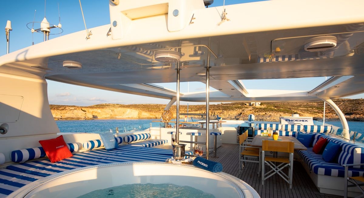 PHOENIX II yacht charter 2