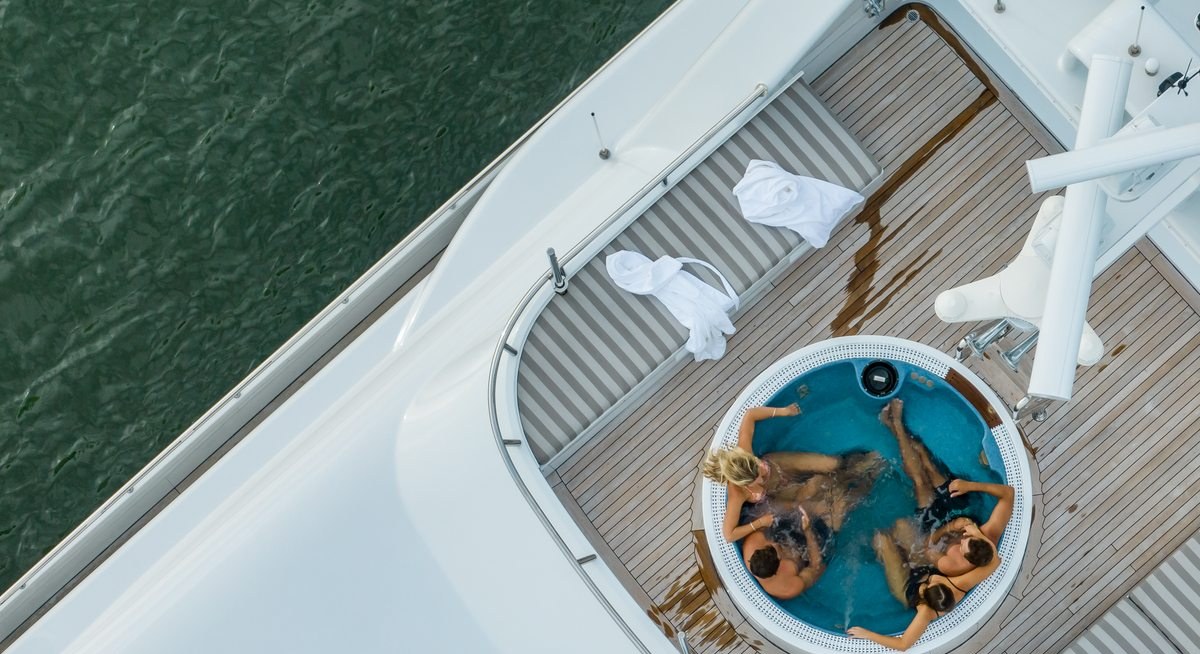 PLEIADES II yacht charter 2