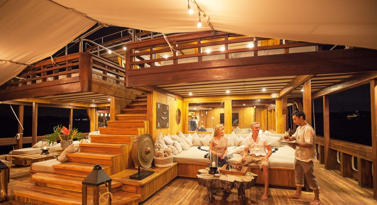 PRANA yacht charter 3