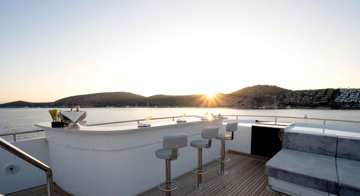 PRINCESS MELDA yacht charter 3
