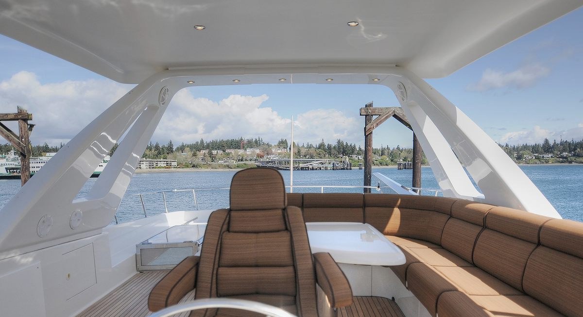PRIVATE RESERVE yacht charter 5