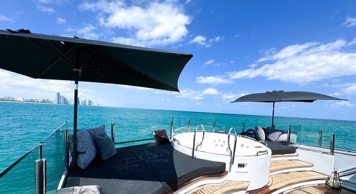 PRIVILEGE yacht charter 3