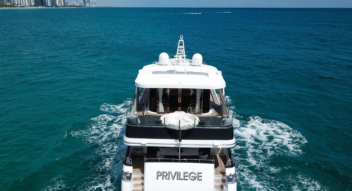 PRIVILEGE yacht charter 5