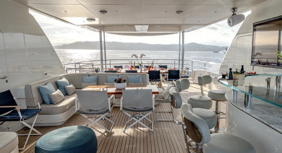 QUASAR yacht charter 2