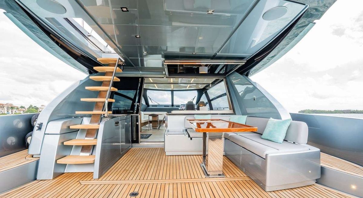 RECREATIONAL USE yacht charter 3