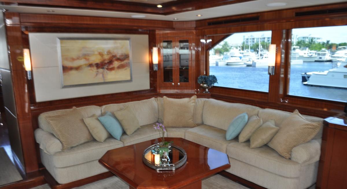 REEL TEXAN yacht charter 5