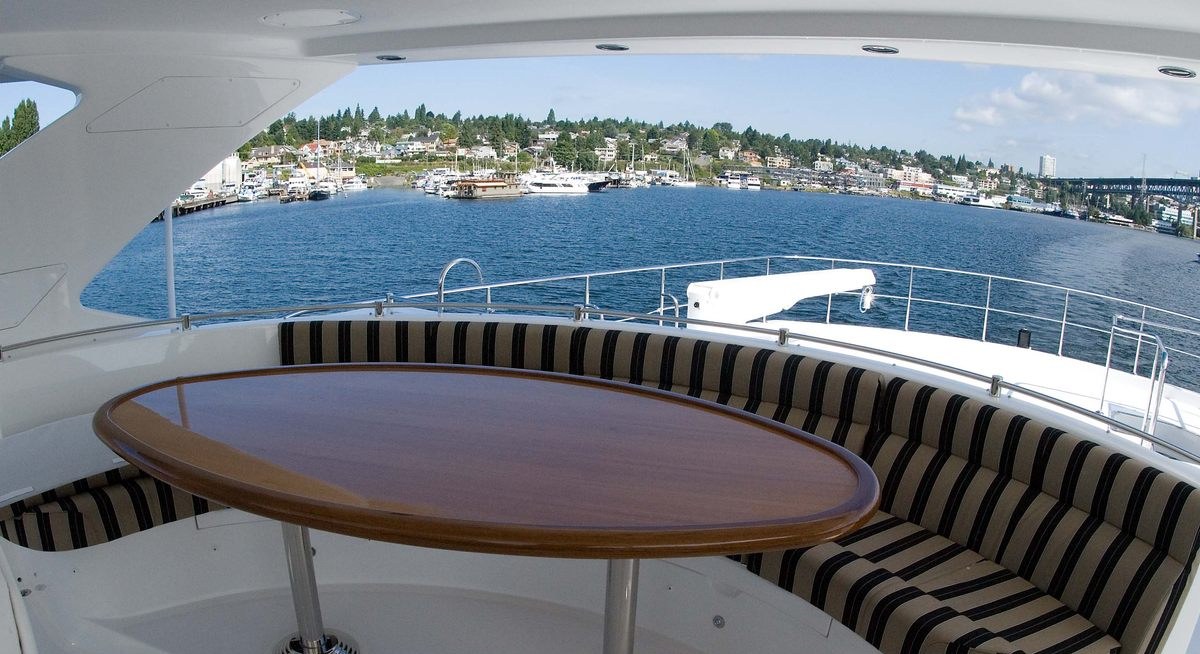 REEL TEXAN yacht charter 3