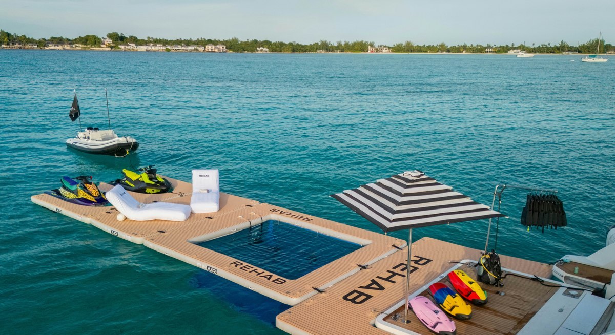 REHAB yacht charter 4
