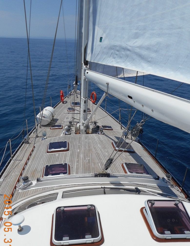 RESTLESS SPIRIT yacht charter 2