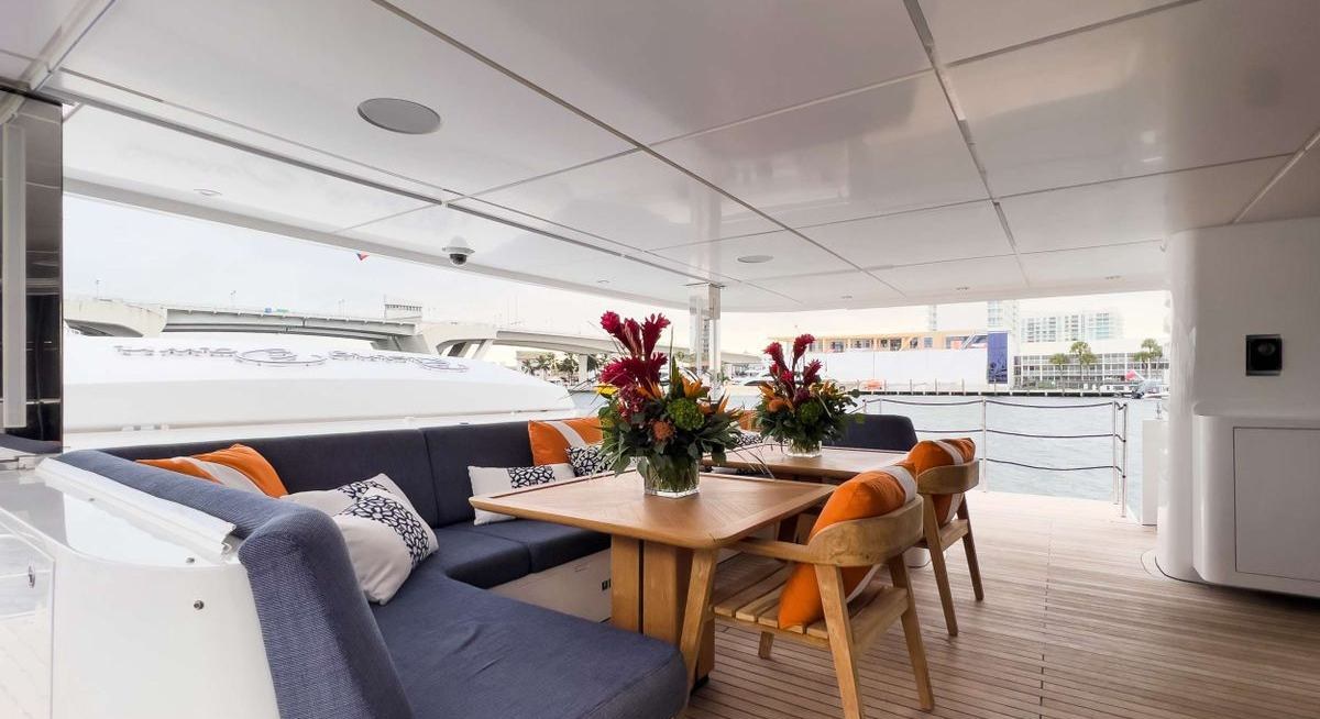 RISING DAWN yacht charter 5