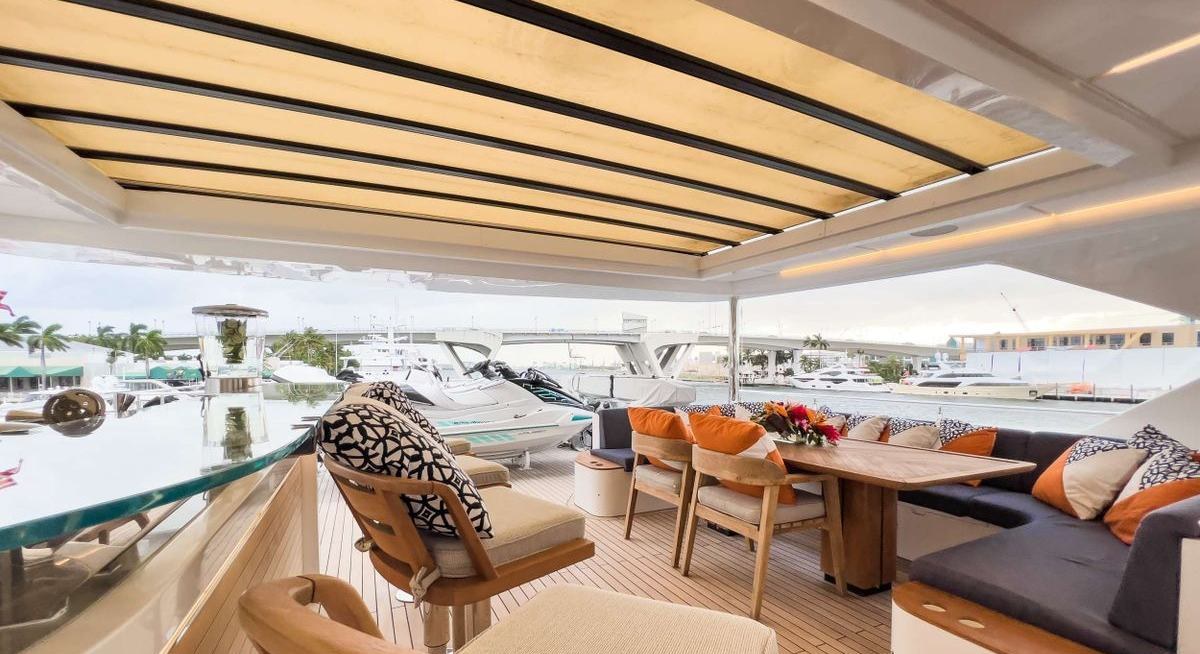 RISING DAWN yacht charter 2