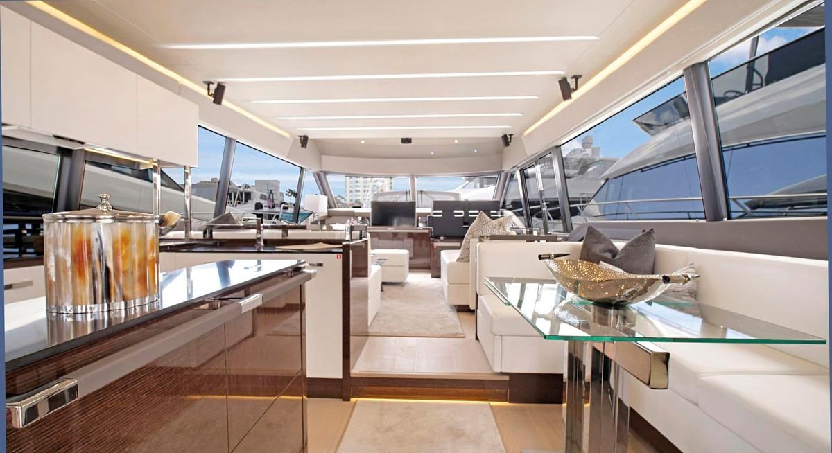 ROMY ONE yacht charter 5