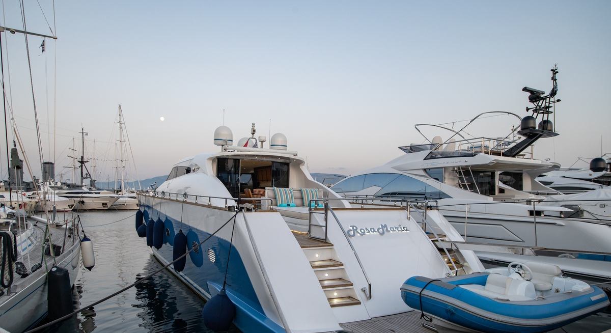 ROSA MARIA yacht charter 4