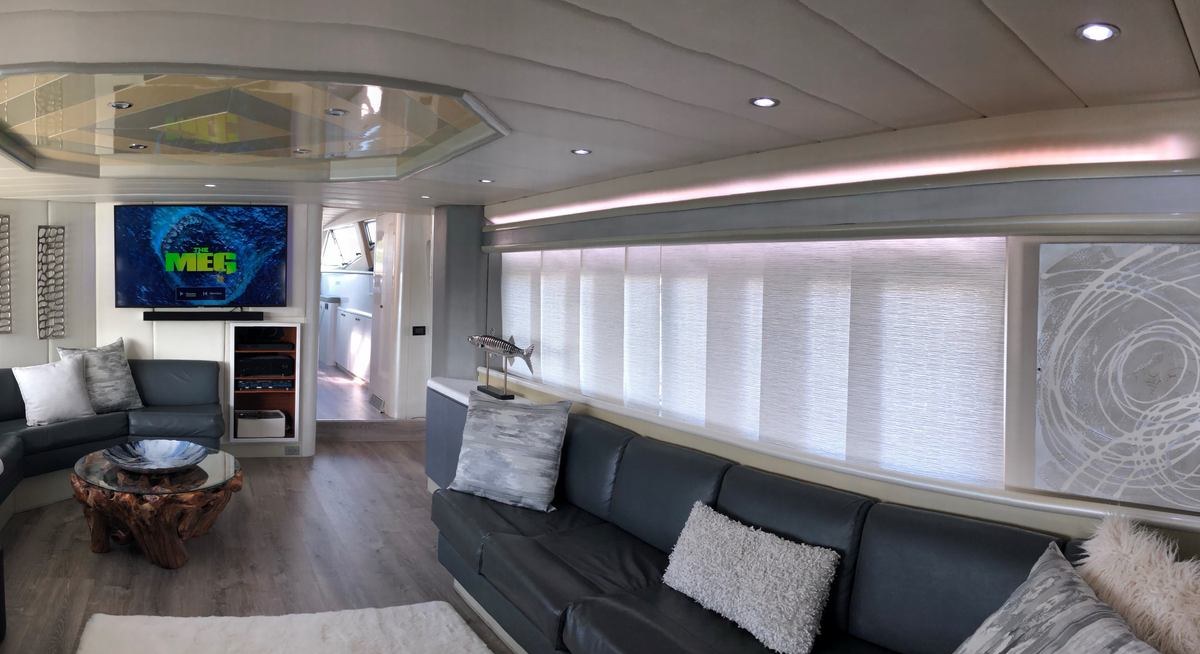 RUNAWAY yacht charter 5