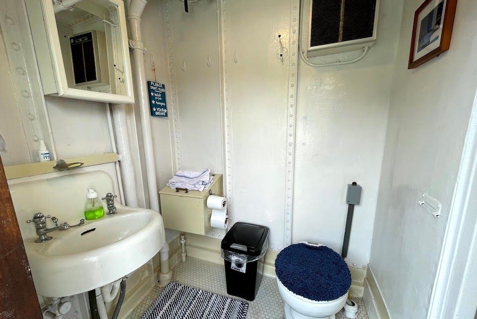 SACAJAWEA yacht charter 4