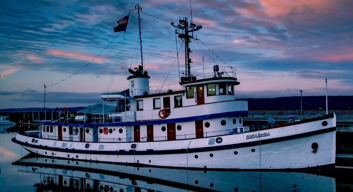 SACAJAWEA yacht charter 5