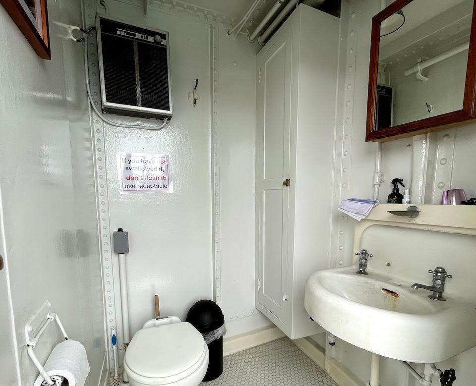 SACAJAWEA yacht charter 3