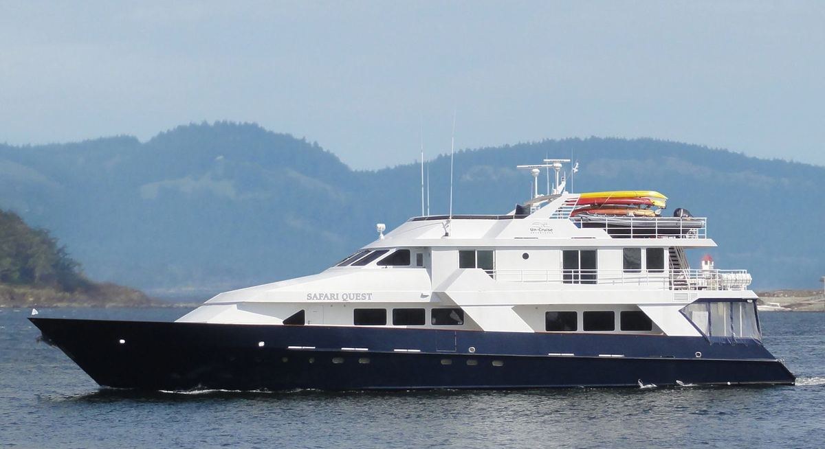 SAFARI QUEST yacht charter 1