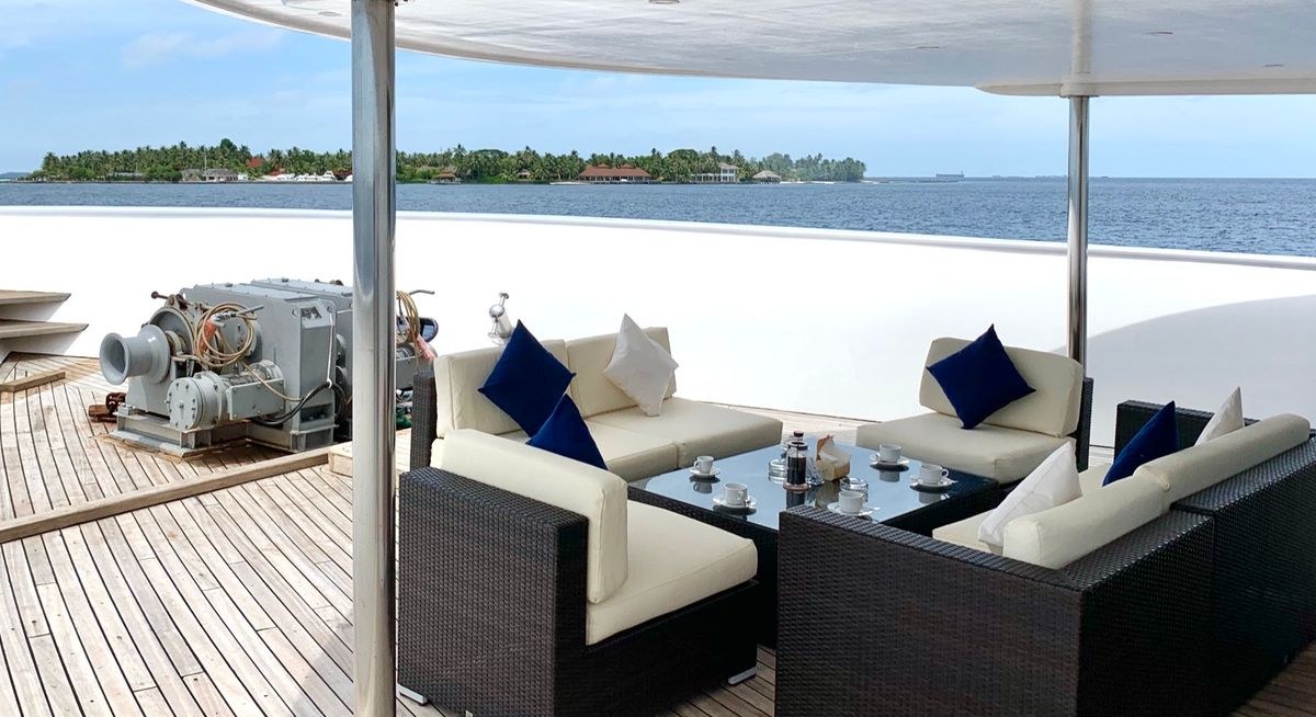 SAFIRA yacht charter 4