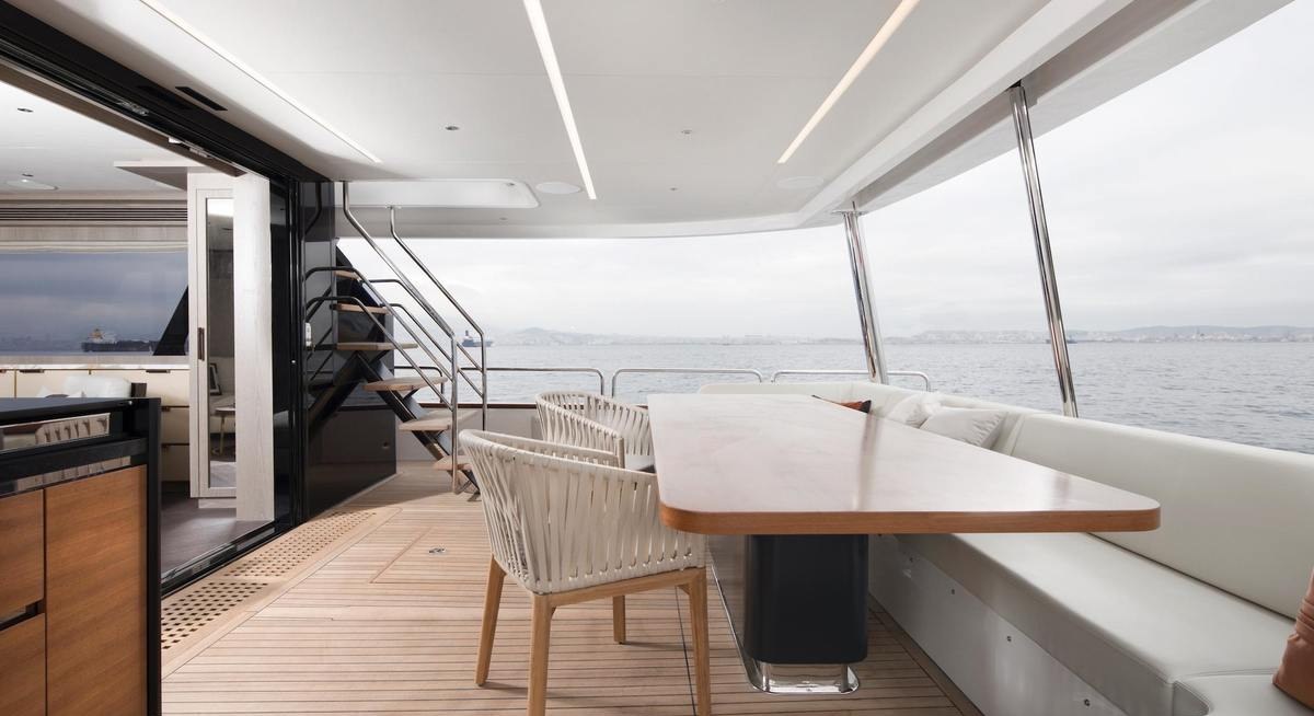 SAINT yacht charter 4