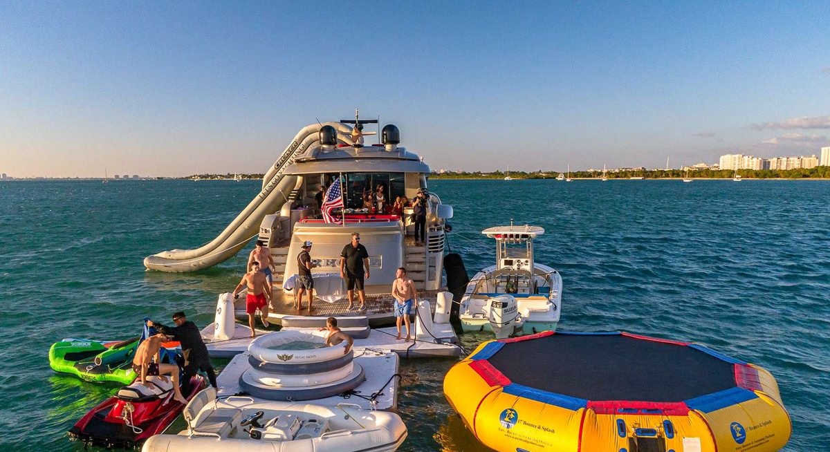 SALT SHAKER yacht charter 5