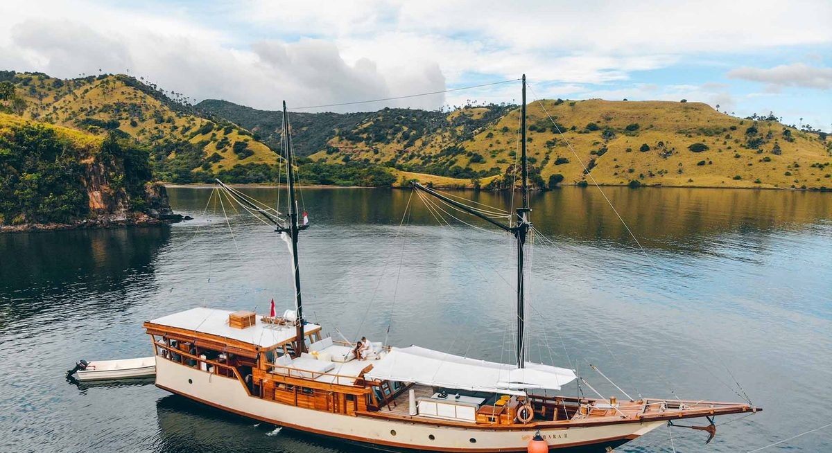 SAMARA II yacht charter 3