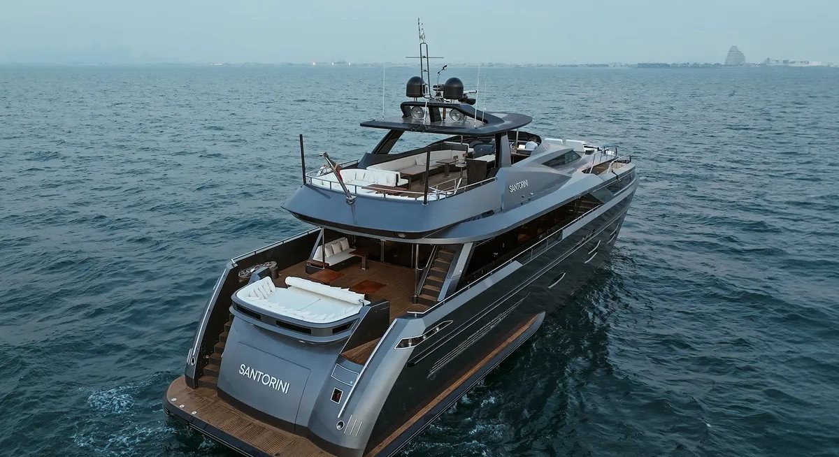 SANTORINI yacht charter 4