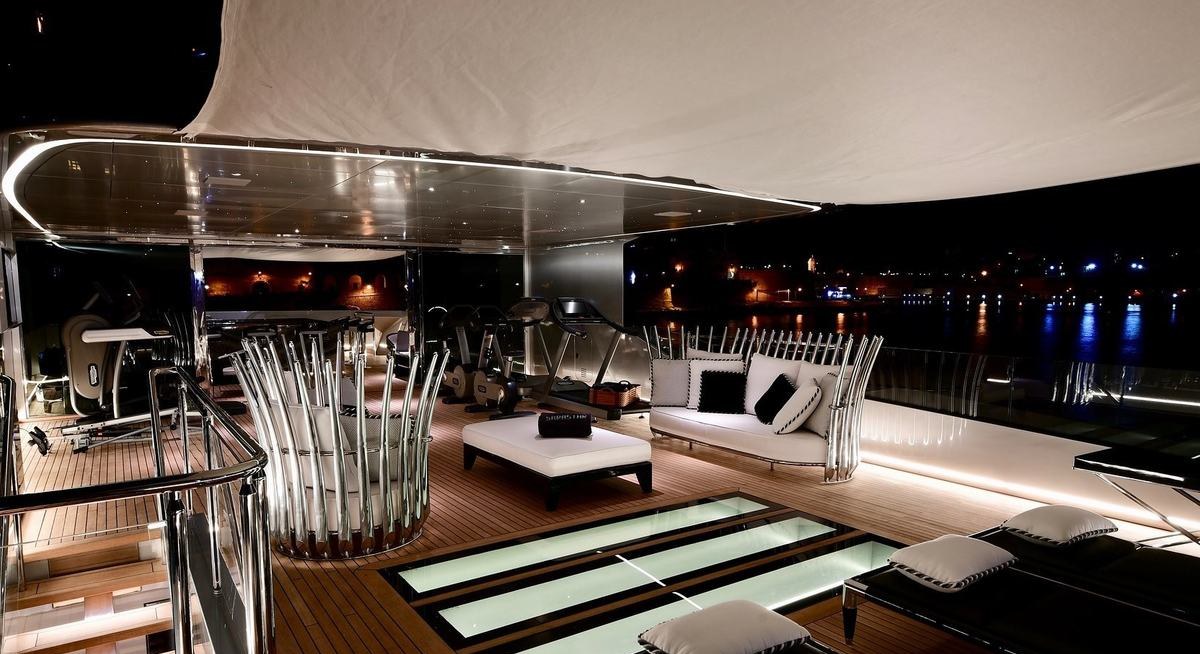SARASTAR yacht charter 3