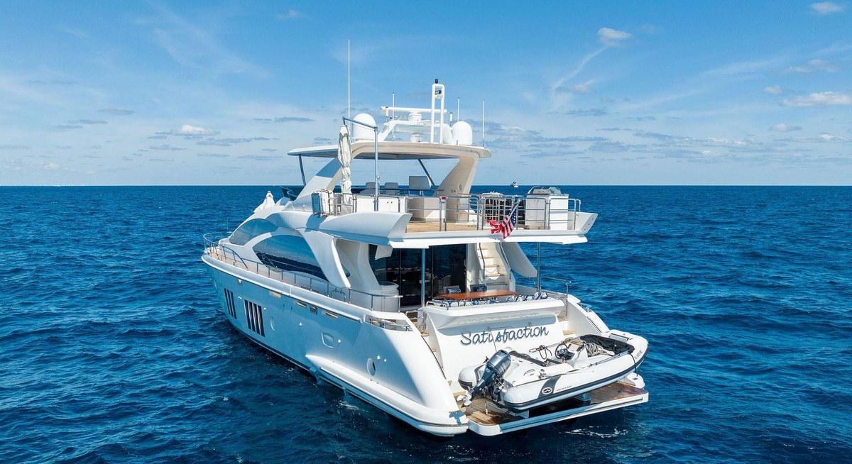 SATISFACTION yacht charter 4