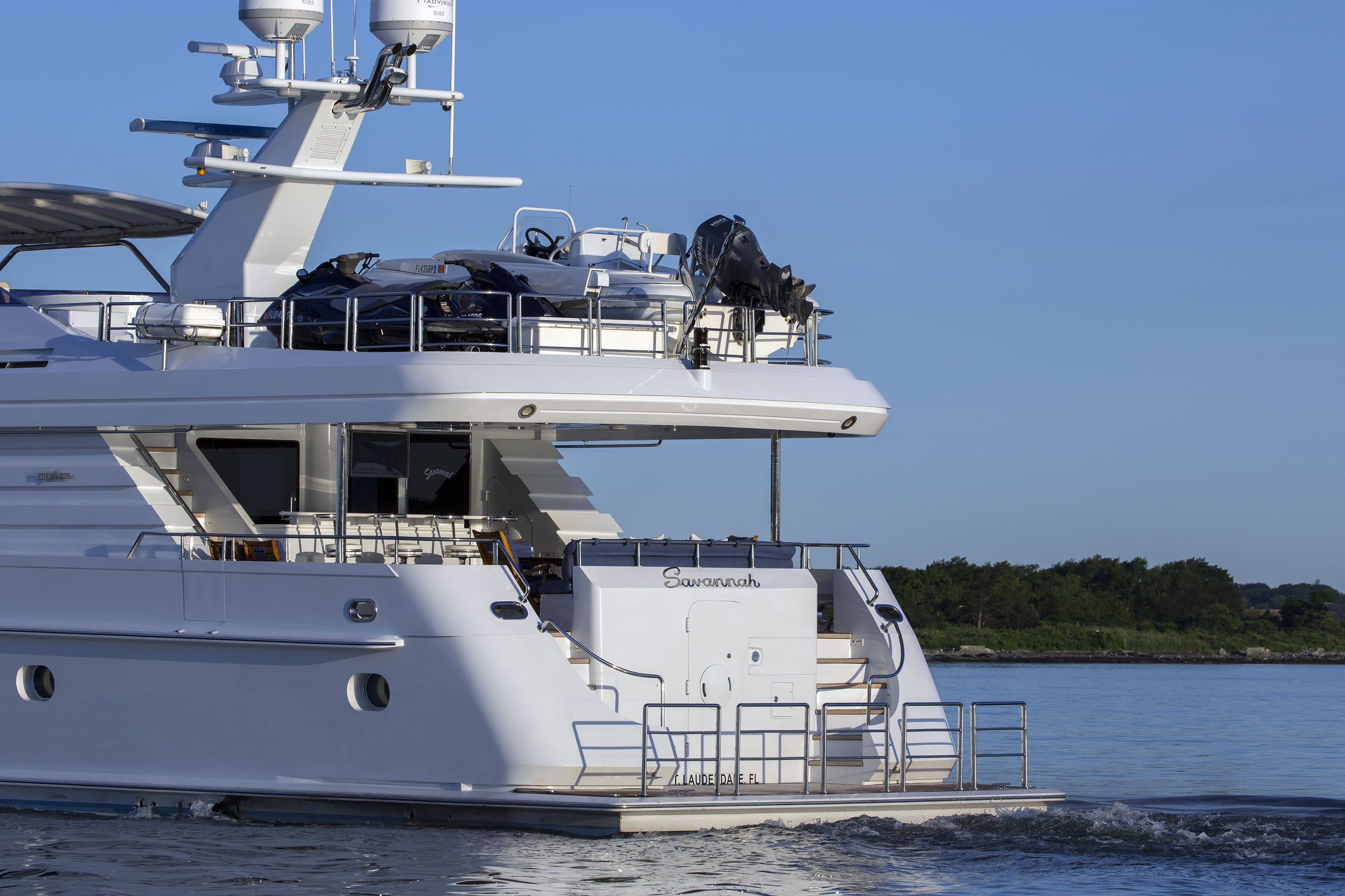 SAVANNAH yacht charter 5