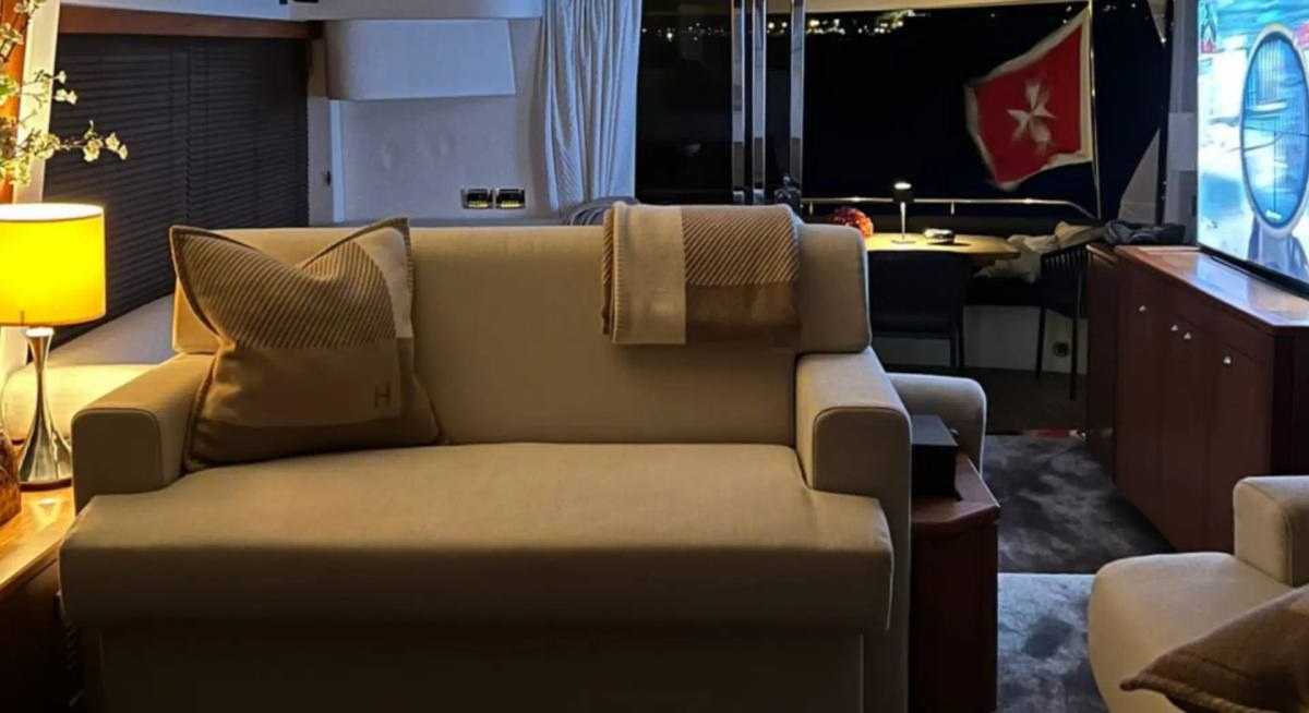 SCAR yacht charter 3