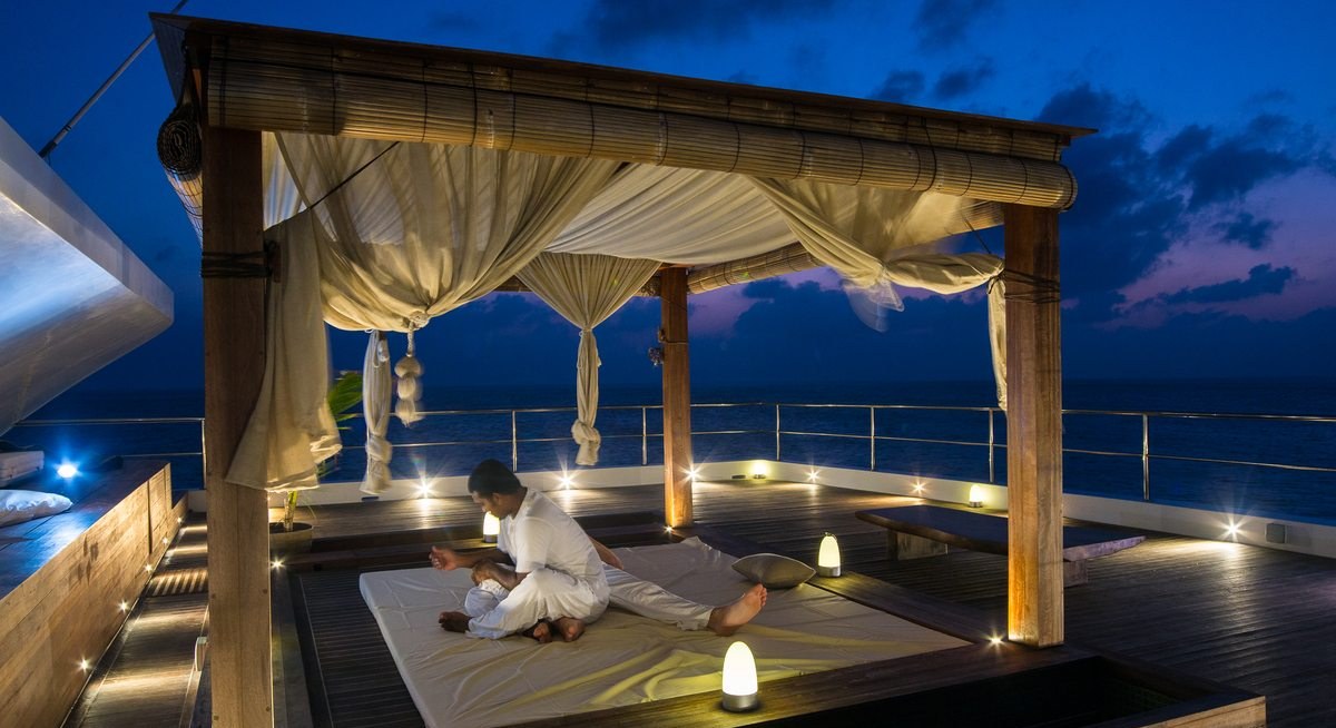 SCUBASPA yacht charter 3