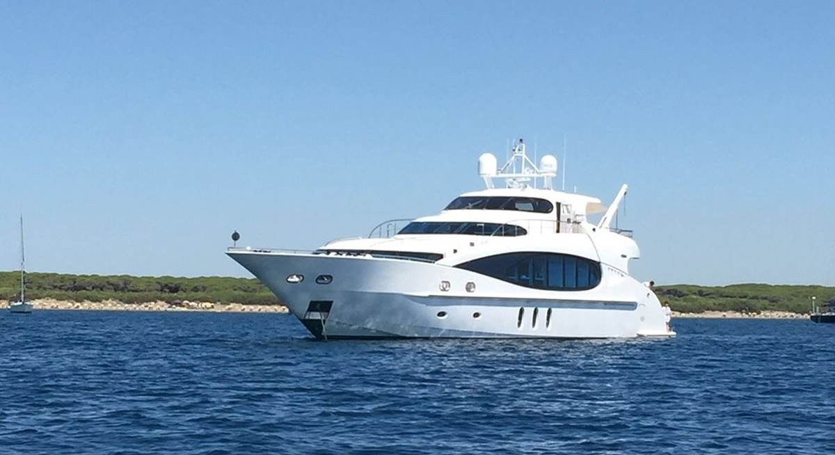 SEA BREEZE ONE yacht charter 1