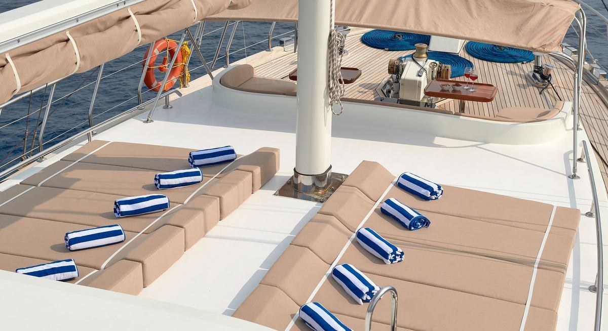 SEA BREEZE yacht charter 3