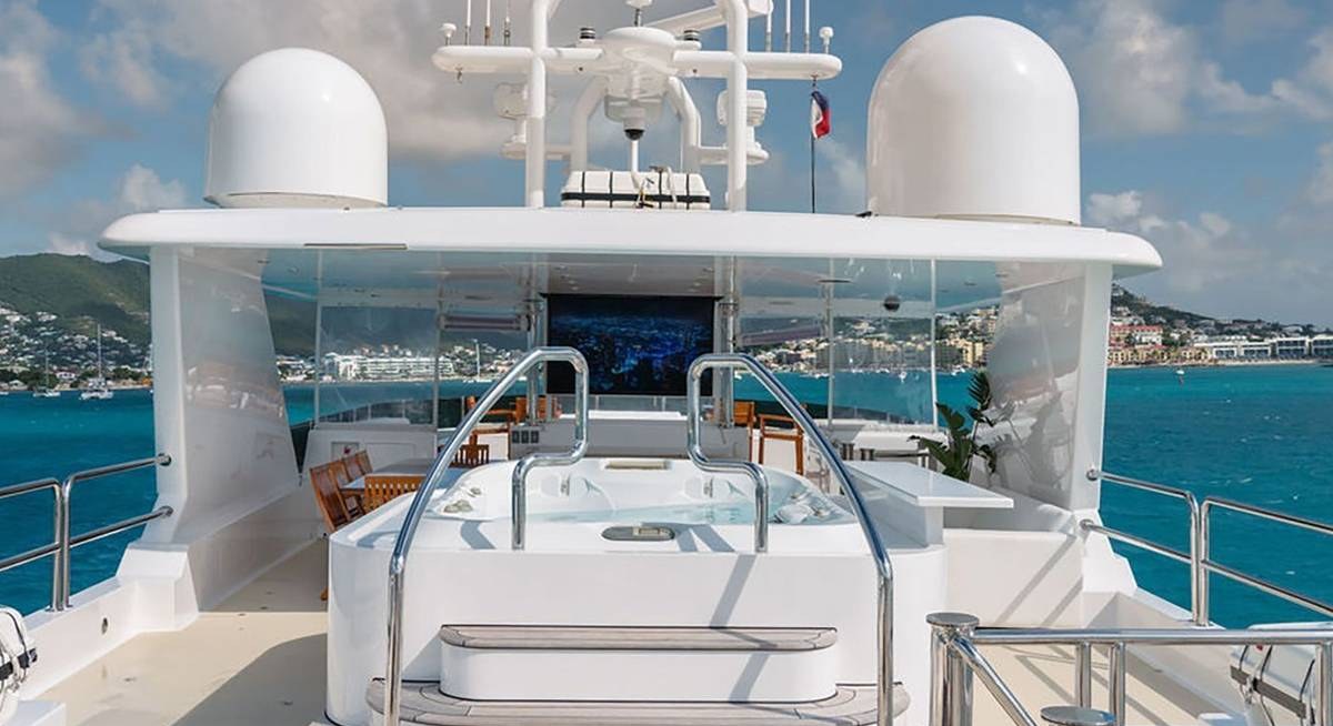 SEA CLASS yacht charter 2