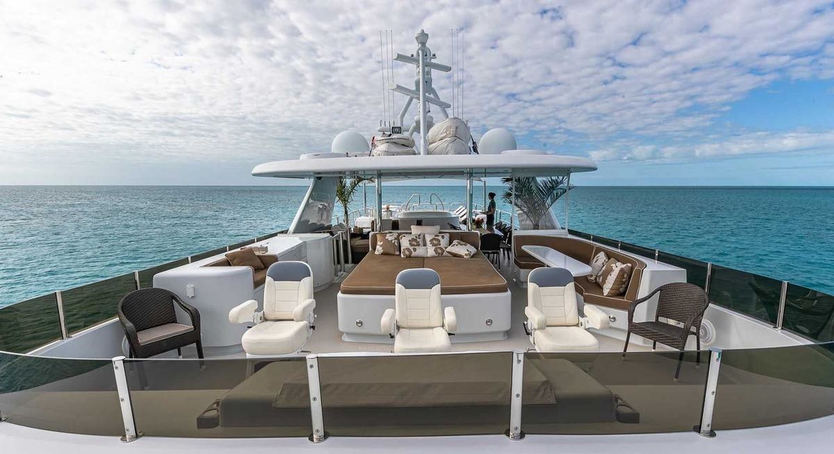SEA CLASS yacht charter 3
