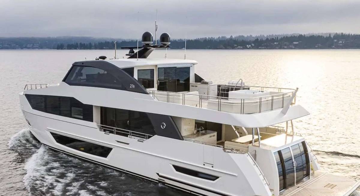 SEA EO yacht charter 5